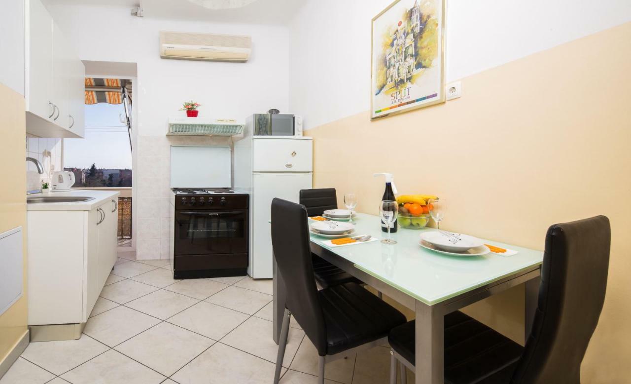 King'S View Apartment Сплит Экстерьер фото