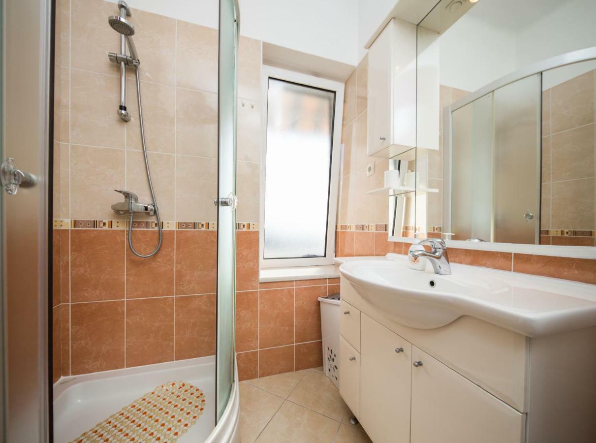 King'S View Apartment Сплит Экстерьер фото