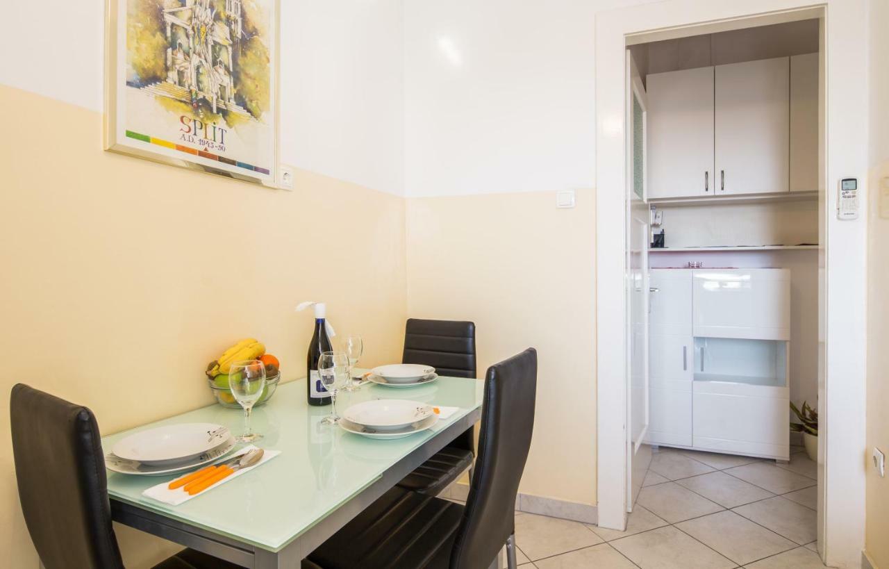 King'S View Apartment Сплит Экстерьер фото