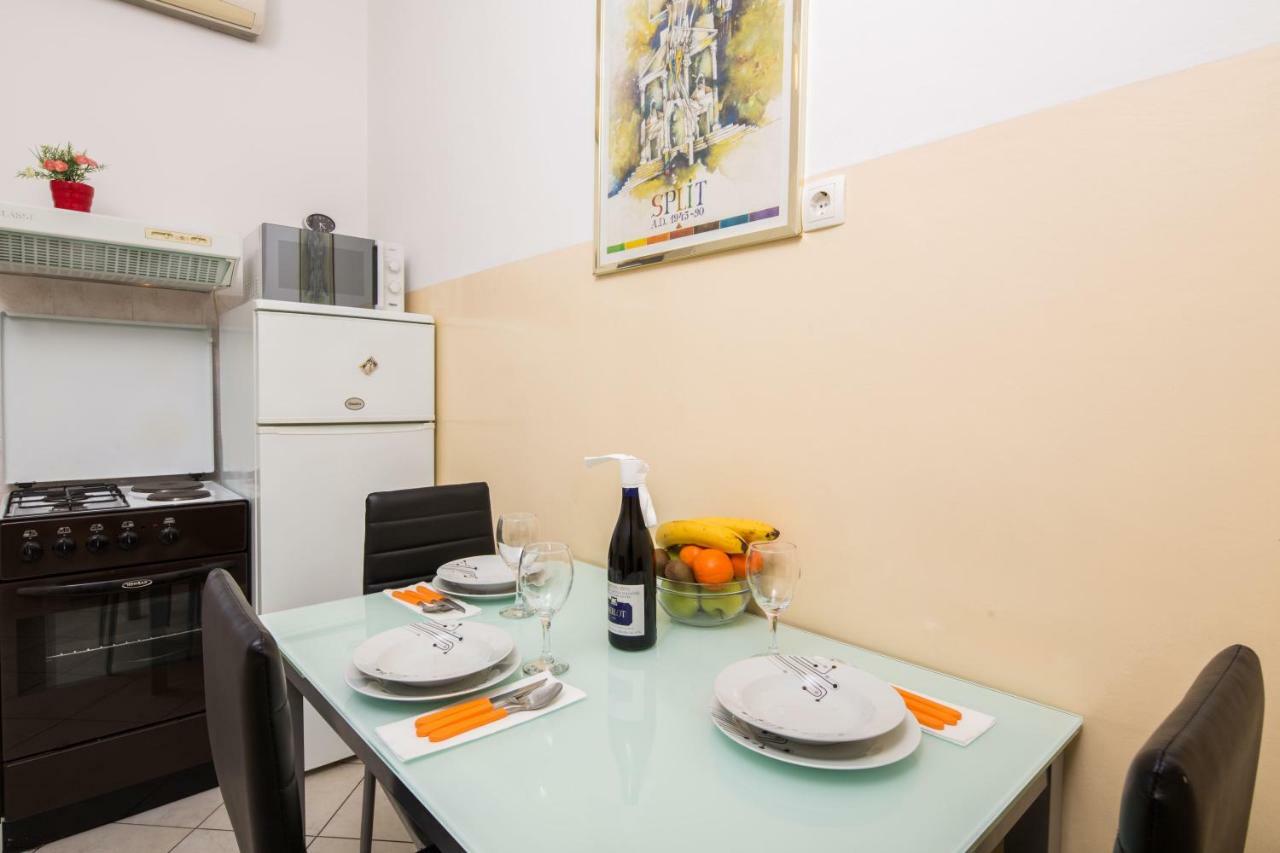 King'S View Apartment Сплит Экстерьер фото